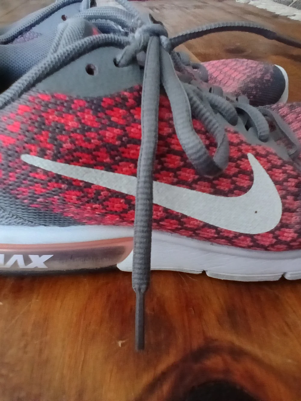 Air Max Nike Sequent 2 Running Shoe Sz 9.  Cool Gray Hot Punch.